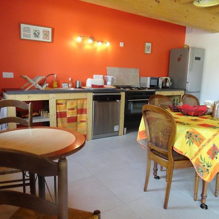 Ferme Passion Bed and Breakfast Saint-Trivier-sur-Moignans Exteriör bild