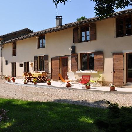 Ferme Passion Bed and Breakfast Saint-Trivier-sur-Moignans Exteriör bild