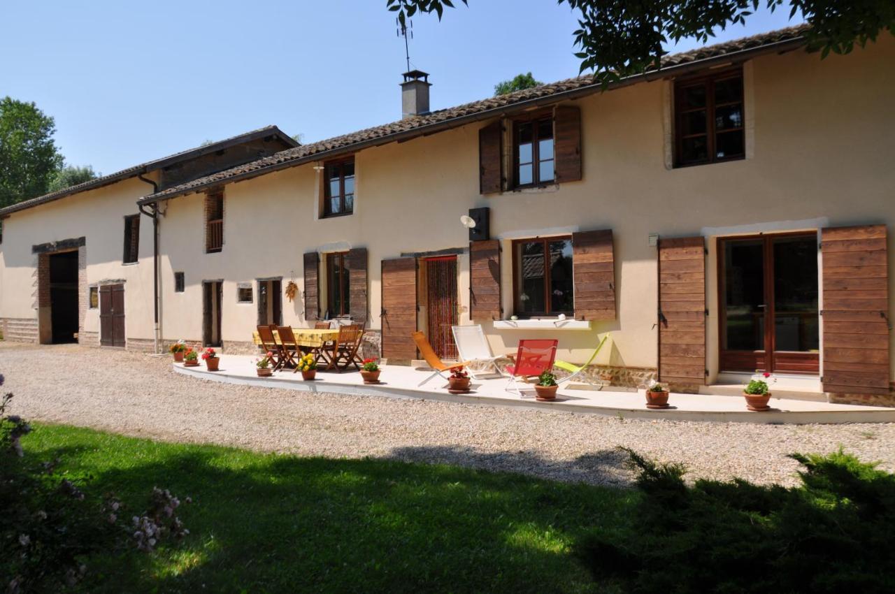 Ferme Passion Bed and Breakfast Saint-Trivier-sur-Moignans Exteriör bild