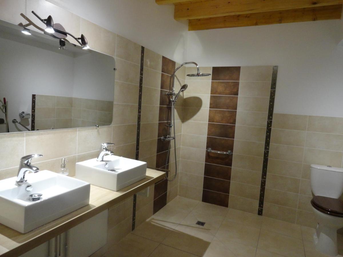 Ferme Passion Bed and Breakfast Saint-Trivier-sur-Moignans Exteriör bild