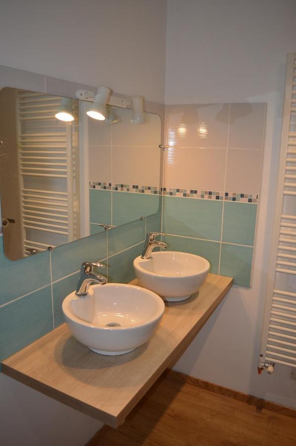 Ferme Passion Bed and Breakfast Saint-Trivier-sur-Moignans Exteriör bild