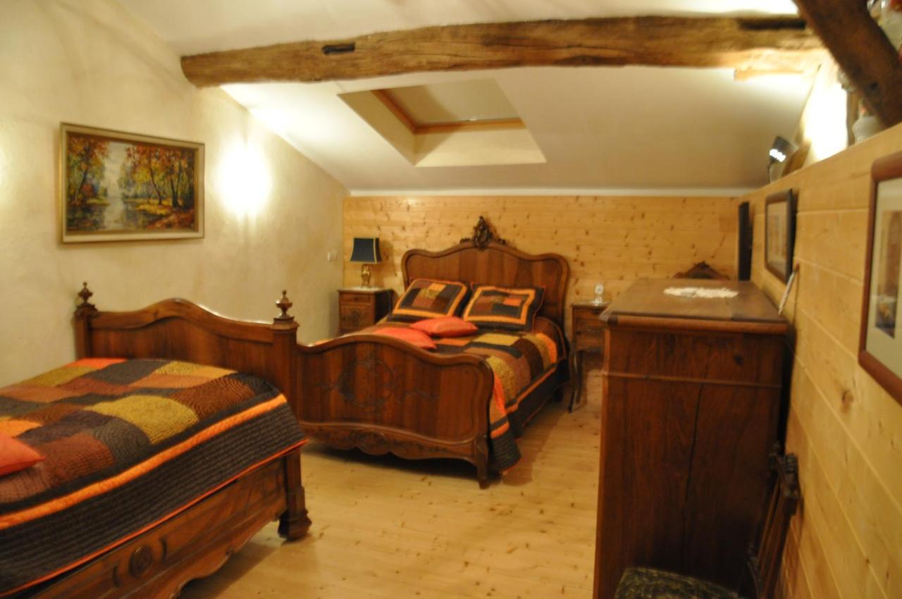 Ferme Passion Bed and Breakfast Saint-Trivier-sur-Moignans Exteriör bild